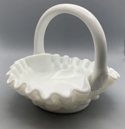 Westmoreland Vintage Milk Glass Basket Ruffled Top Edges w/ Applied Handle 5.5”