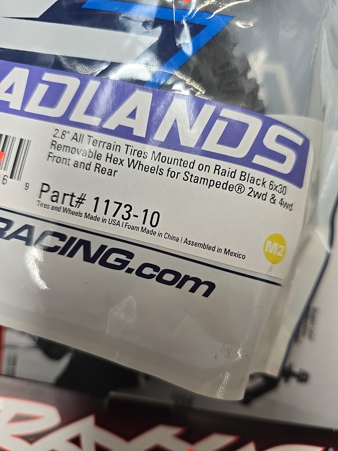 Pro-Line Badlands 2.8" Pre-Mounted w/Raid Electric Rear Wheels (Black) (M2)