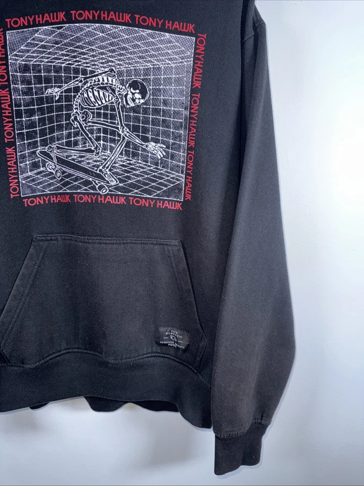 Tony Hawk 男式头骨运动衫 M 码套衫连帽衫骨架黑色漂亮褪色 — 第 4/4 张图片