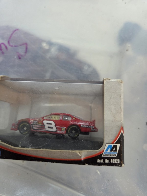 Motorsports Authentics Winner's Circle 1:64 Dale Earnhardt Jr #8 Monte Carlo