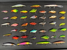 Crankbait Lot Of 41! Reef Runner Flash, Rattl...