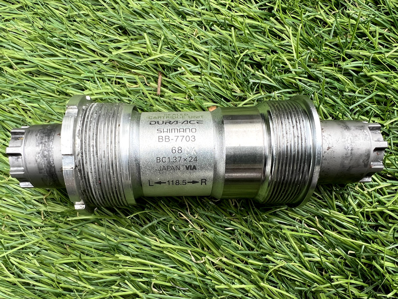Shimano Dura-Ace BB-7703 36x24T 118.5 Sealed Cartridge Bottom Bracket