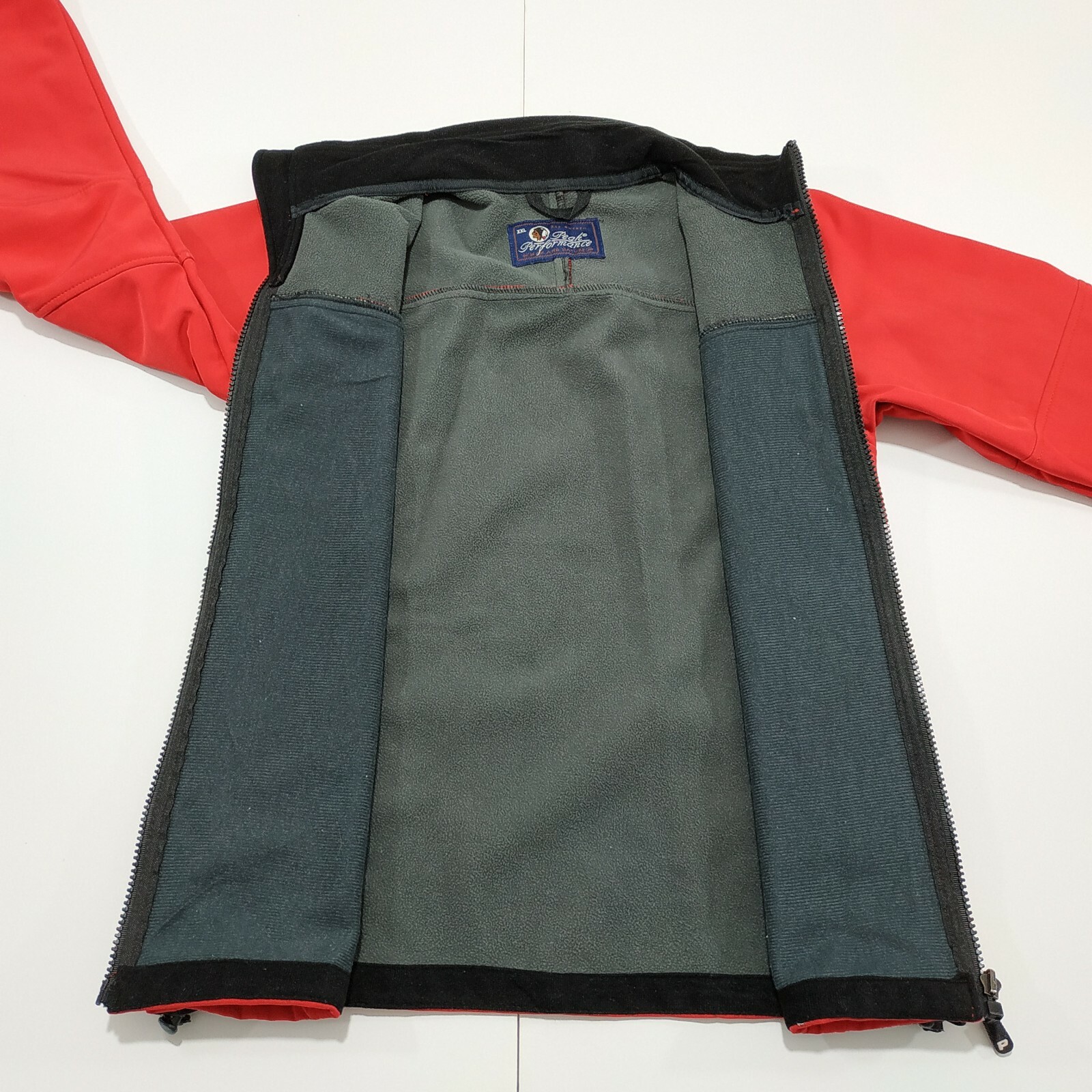 Peak Performance Women's Red Jacket Windbreaker S… - image 3