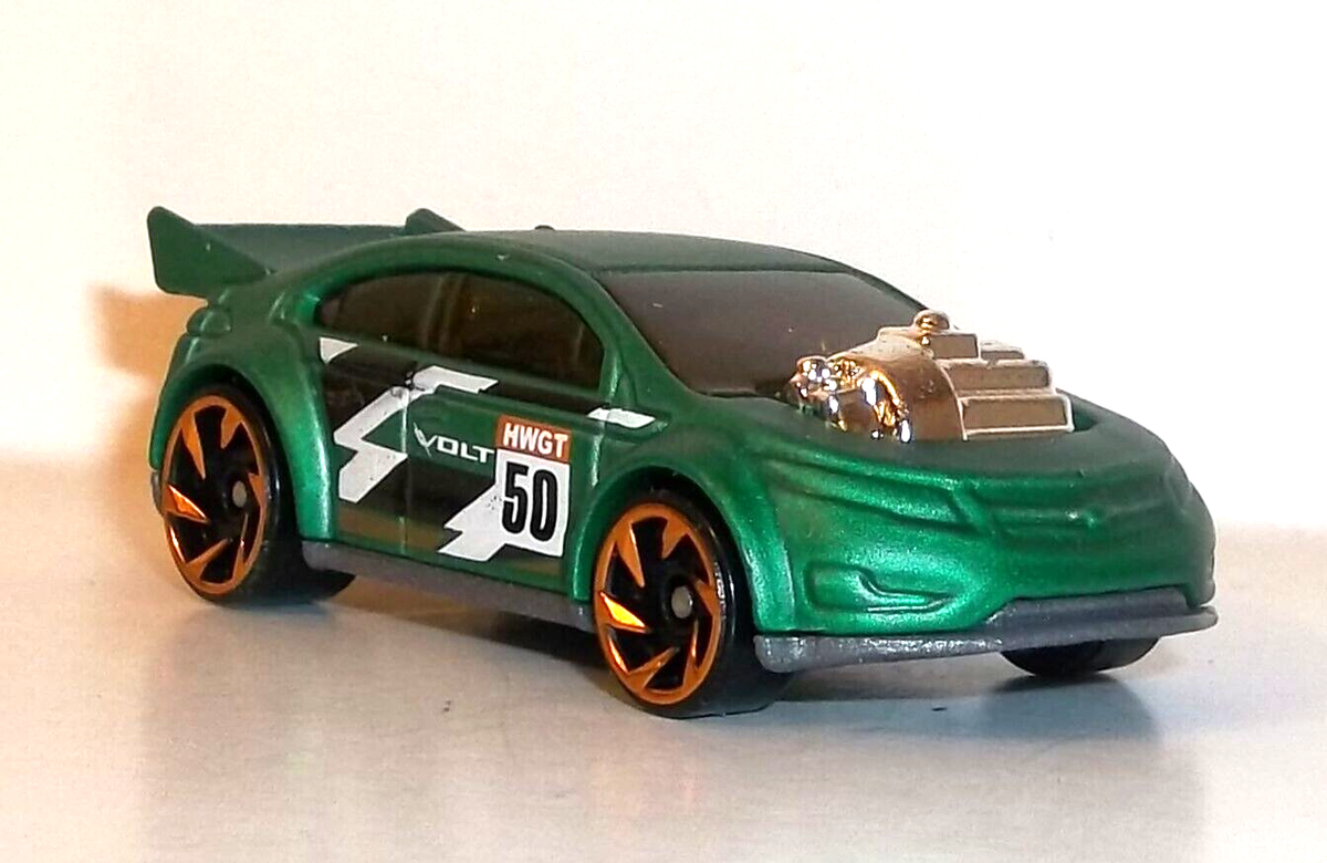 LOOSE 2018 HOT WHEELS 1:64 HW MULTIPACK EXCLUSIVE GREEN CHEVY