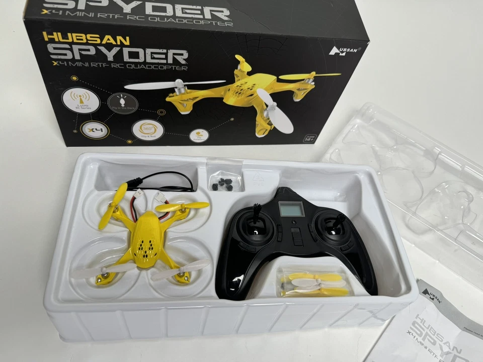 Hubsan Spyder Drone H108 2.4 HGZ - Image 2 of 4