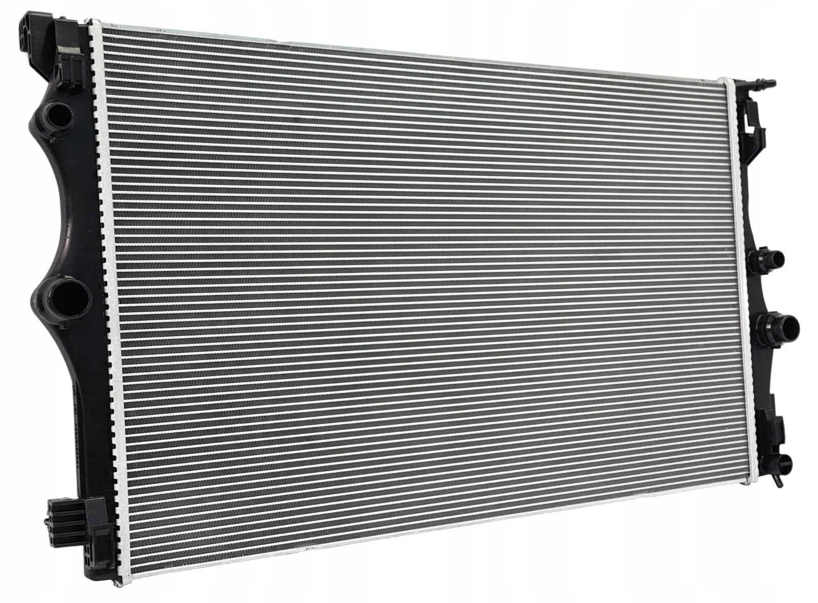 Radiateur eau Mercedes GLB pour trajets sereins en vacances familiales