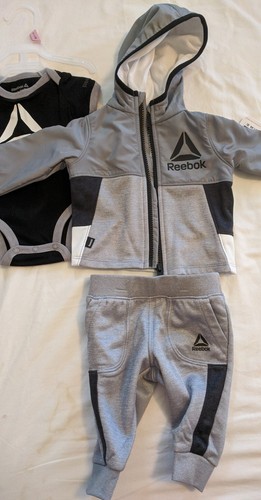 Baby Boys black & gray Hoodie 3pc Jogger Set Reebok Size 0-3 months New - Picture 5 of 5