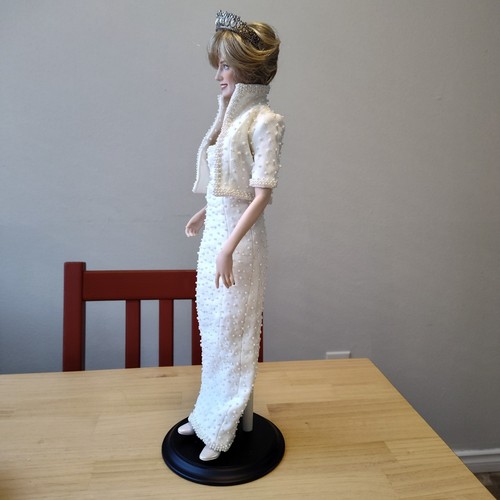Franklin Mint Prinzessin Diana von Wales Porzellan 17 Zoll - Bild 6 von 8