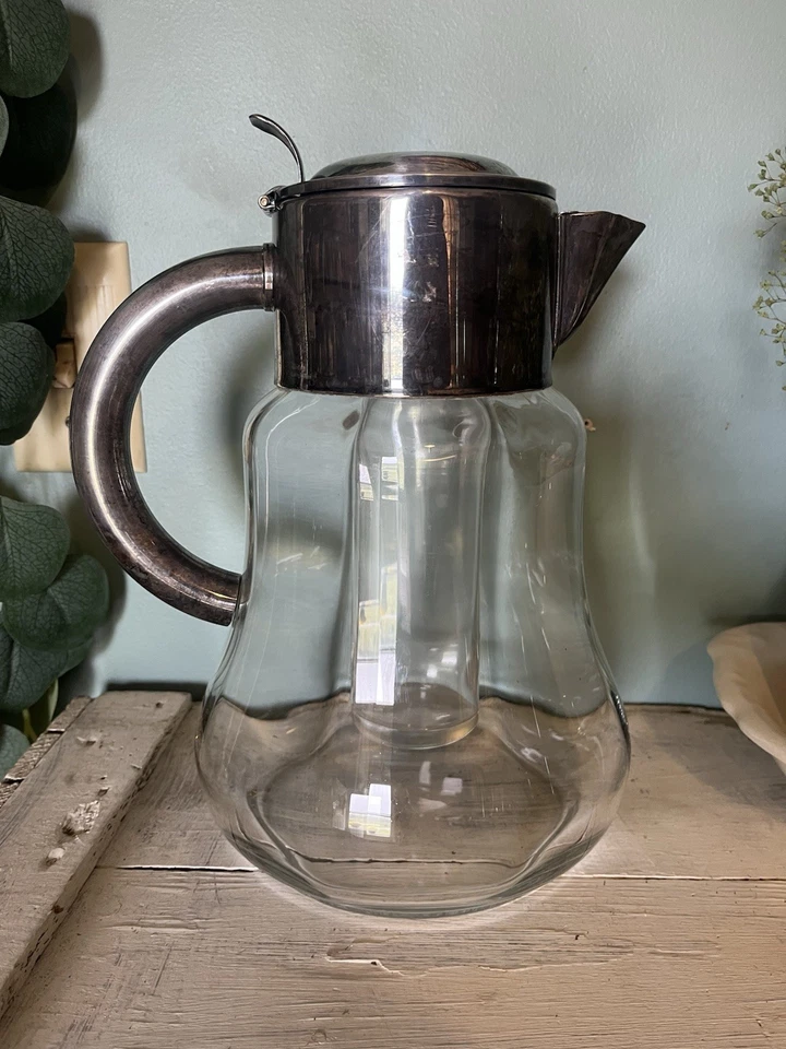 JARRA DE LIMONADA RETRO CLÁSICA DE LOS AÑOS 30 ALEMANA DE VIDRIO/PLATEADA con COMPARTIMENTO PARA HIELO  Foto 2 de 4