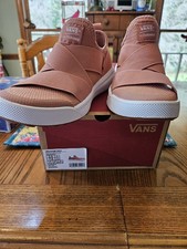 Van's Ultrarange Women's Slip On Sneakers. NWT/ NIB. Rose Dawn/ True White....
