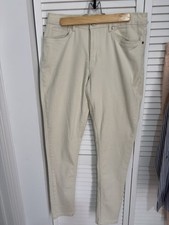 VENUS Women's Jeans Size 12 Straight Leg.