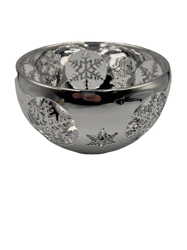 Rare! Bath And Body Works Silver Tone Ceramic Snowflake Themed Candle Bowl 6.5” - Image 2 of 4