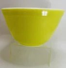 Vintage Pyrex Verde 1 &1/2Pt Primary Colors Yellow Mixing Bowl #401 Ovenware USA