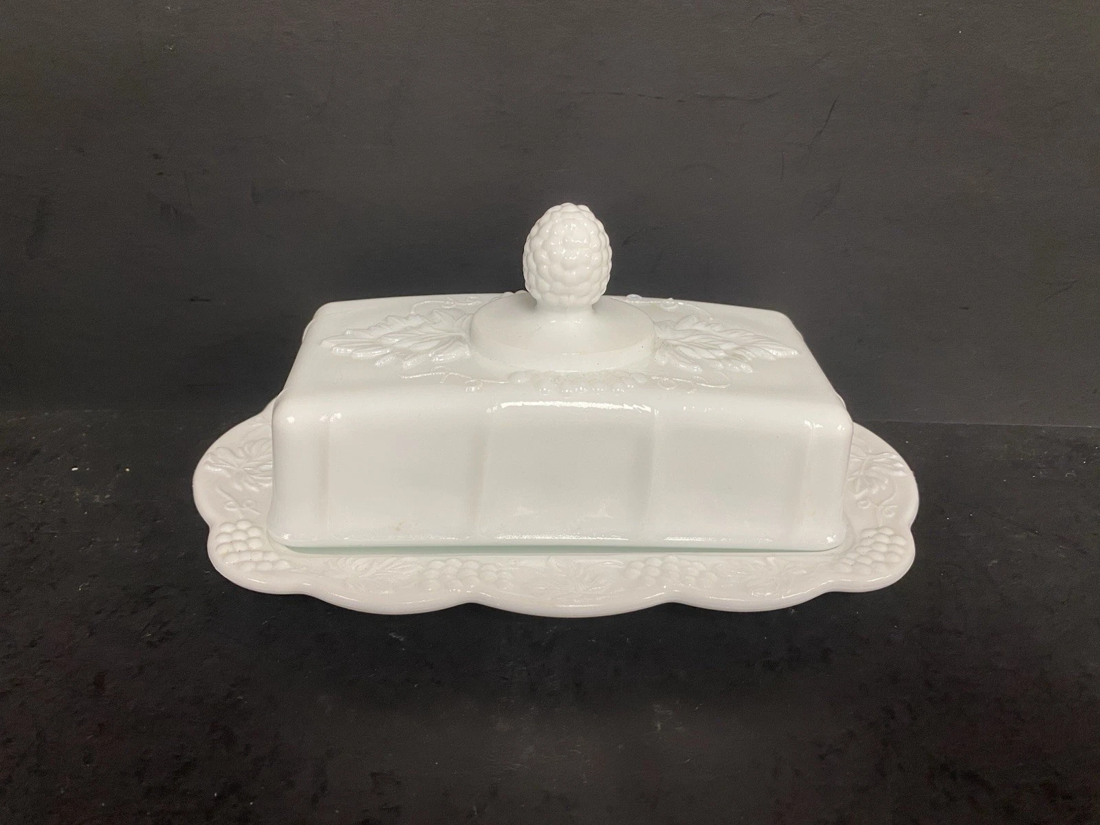 Colony Milk Glass HARVEST (GRAPES) 7.75” COVERED BUTTER DISH & LID - EX!