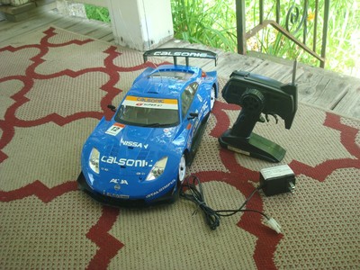 CALSONIC NISSAN SKYLINE GT-R R34 RC CAR REMOTE SET 1:10 EXCELLENT