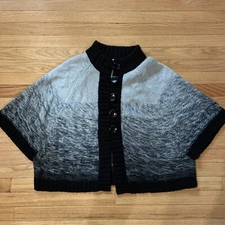 Fashion Bug XL Sweater Shawl Cape Toggle Buttons Black And Gray High Neck