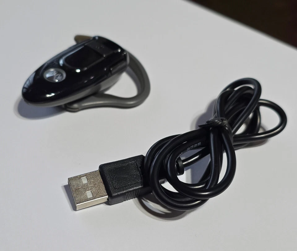 Original Black Motorola H500 Bluetooth Wireless HEADSET with Cable in Bulk Pkg - Image 3 of 4
