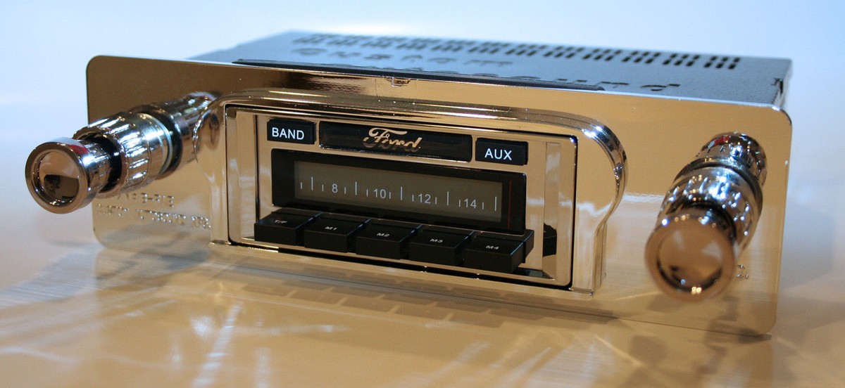 r646-125 ☆ トラック 純正 AM/FM ラジオ 60-0 2026年最新日野純正