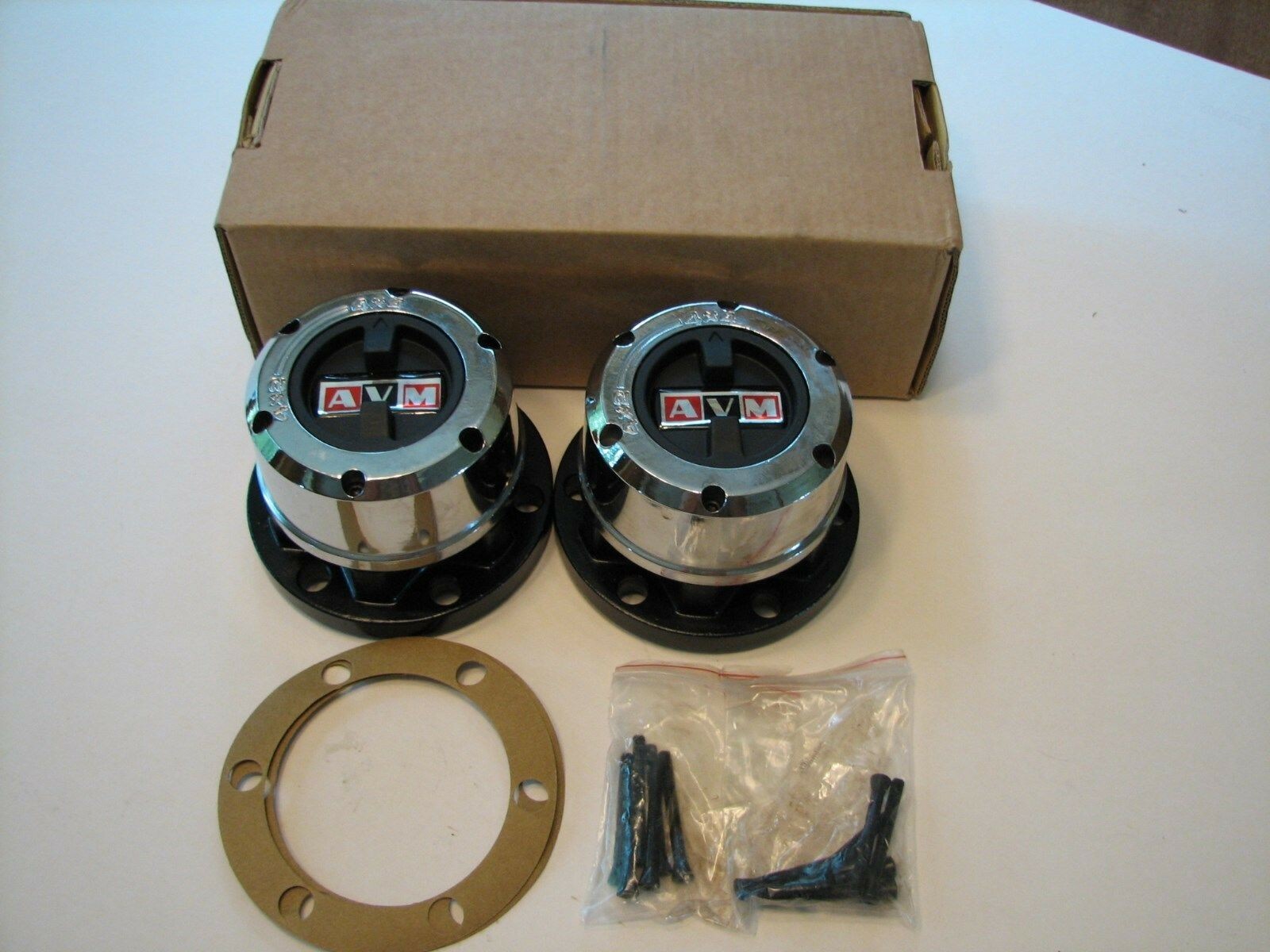 FITS JEEP CJ 5,7 19721980 CROWN AVM LOCKING HUBS 400502 402 THE TOUGH