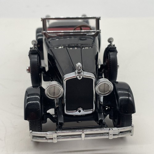 Danbury Mint 1:24 Diecast 1927 Stutz Black Hawk Boat-Tail Speedster Model Car - Picture 3 of 15