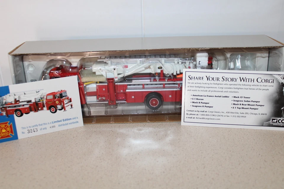 Corgi Classics #US53803 Mack CF Tower Fire Engine  -  Philadelphia - PA - Image 2 of 4