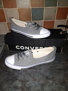 ladies converse size 4