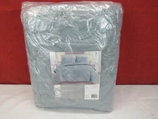 VCNY Home Shore 3-Piece Embossed King Quilt Set T4103373