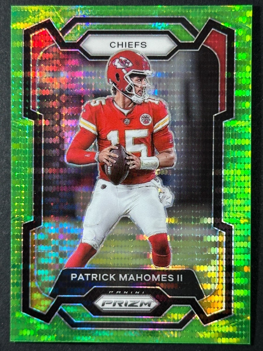 アートプリント ネオングリーン プルオーバー 2023 Panini Prizm Football Neon Green Pulsar - Pick A Card