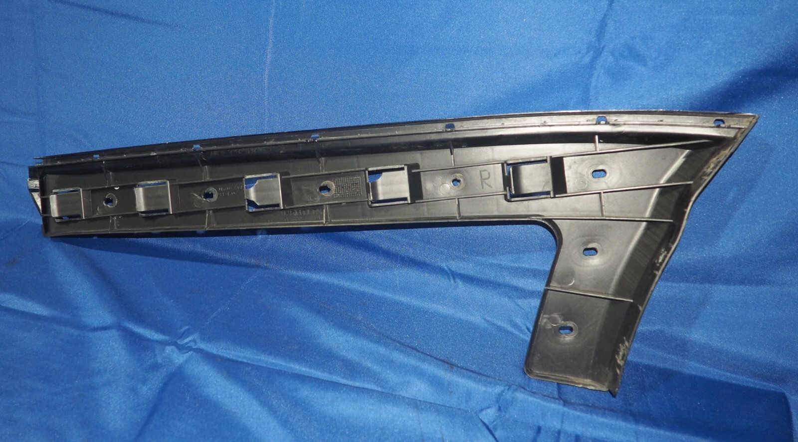 2006-2012 Bentley Flying Spur Rear Right Passenger Side Bumper Bracket Guide OEM