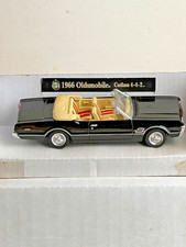 New Ray 1:43 Scale Diecast 1966 Oldsmobile 442 Convertible