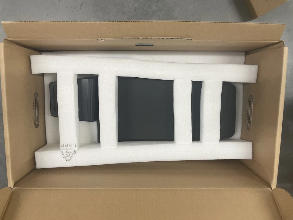 HID FARGO DTC4500e ID Card Printer & Encoder HID CARDS & FILM INCLUDED - Image 4 of 4