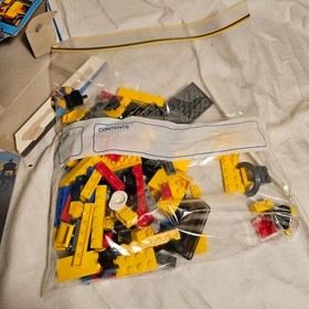 LEGO City Fire Fighter Set 7891 Airport Fire Truck COMPLETE Airport Fireman