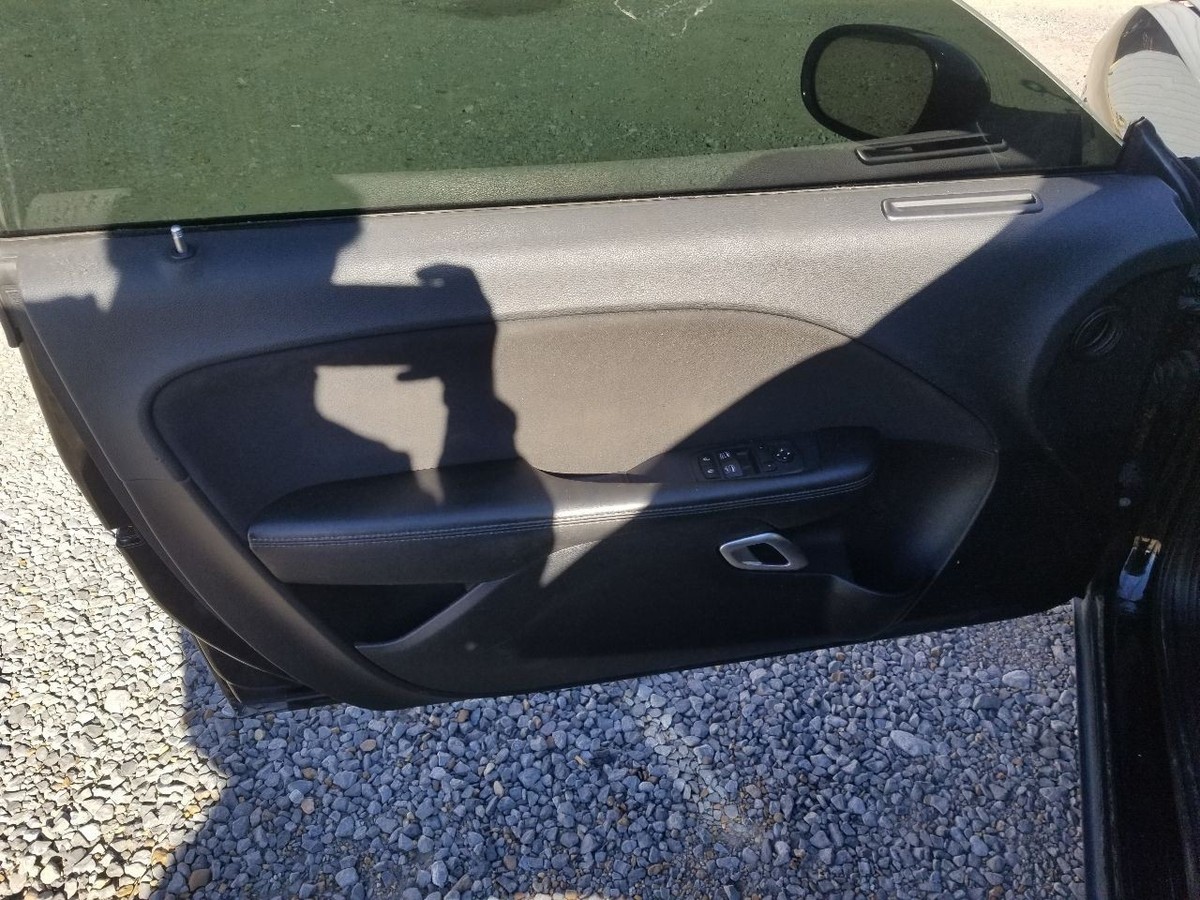 18 2018 DODGE CHALLENGER DOOR TRIM PANEL FRONT LEFT DRIVER BLACK