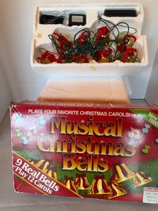Caroling Christmas Bells クリスマスベルセット Amazon.com: Ye Merry Minstrel Caroling Christmas Bells AUS 200