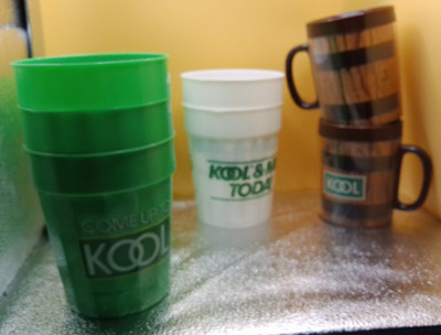Kool Mild today cigarettes lot 9 Thermo Serv cups 1970s era