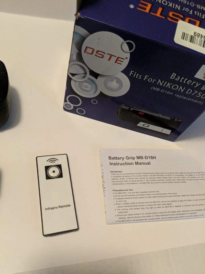 DSTE DR750 Vertical Battery Grip for Nikon DR750 Camera Open Box - Image 4 of 4