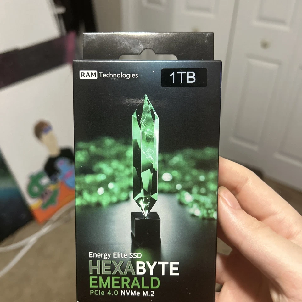 (NEW) RAM Technologies: Hexabyte Emerald Internal SSD- 1TB - Image 2 of 4