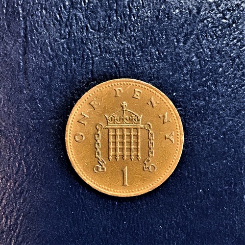 1990 Great Britain UK England 1 One Penny Elizabeth II  - Picture 2 of 2