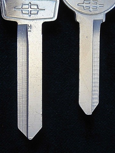 LINCOLN OEM Logo KEY BLANK SET fit Continental 1985-88; Town Car, Mark VII 85-92 - Picture 2 of 8