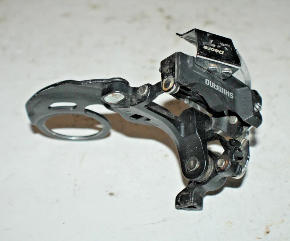 Shimano Deore XT Double MTB Front Derailleur FD-M770 BB-Mount T-Pull USA Shipper - Image 4 of 4