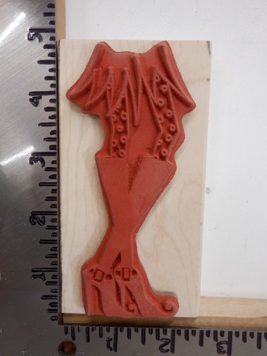 NORTHWOODS WITCH LEGS BOOTS HALLOWEEN WOOD RUBBER STAMP EUC L4616 - Picture 2 of 2
