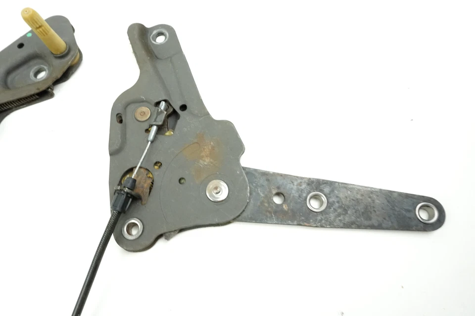 Asiento de pasajero delantero derecho bisagras reclinables y cable ambos lados Oldsmobile Alero Foto 2 de 4