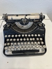 Vintage Underwood Portable Manual Typewriter Ganny Core Decor #639027 thumbnail