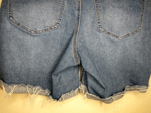 Nanette Lepore Jolie Super High Rise Distressed Denim Jean Shorts Size 8 Cuffed - Picture 8 of 14
