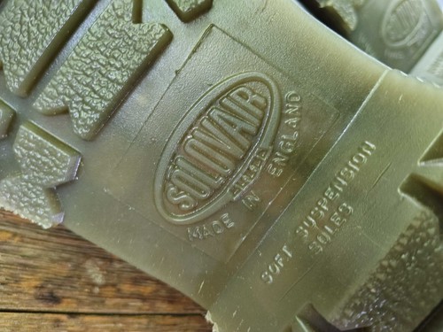 Solovair (dr Martens) leather shoes UK8 US 9 made in England - Picture 11 of 14