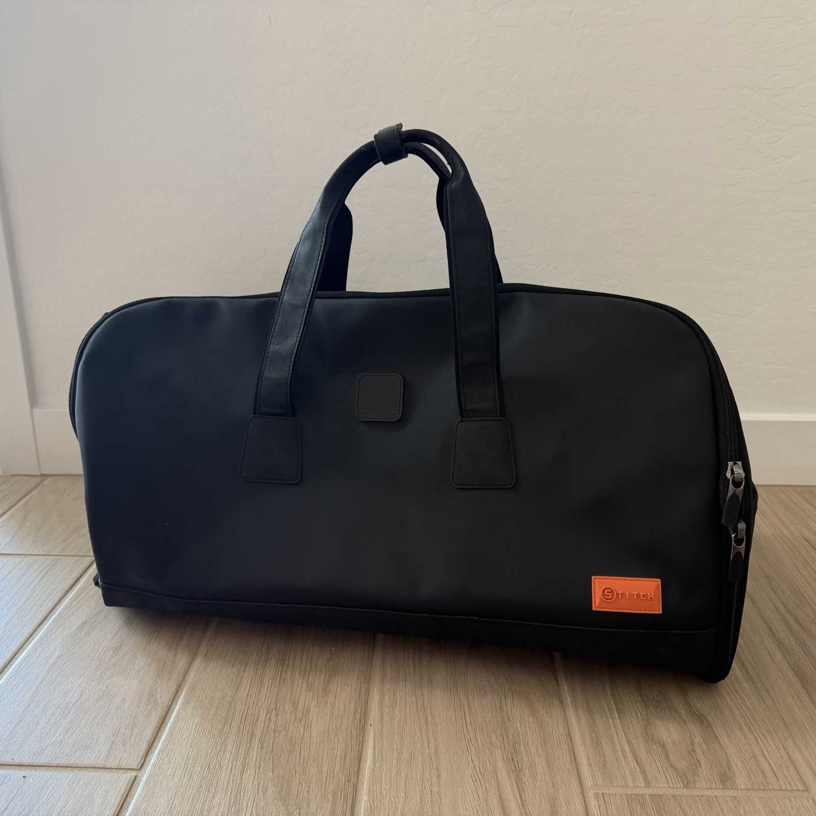STITCH GOLF ‘Black’ ULTIMATE GARMENT LUGGAGE DUFFLE BAG