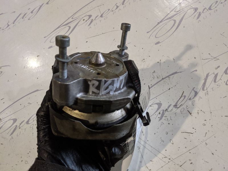 04-11 Bentley Continental GTC Right Passenger Motor Engine Mount OEM 05 06 07 0 