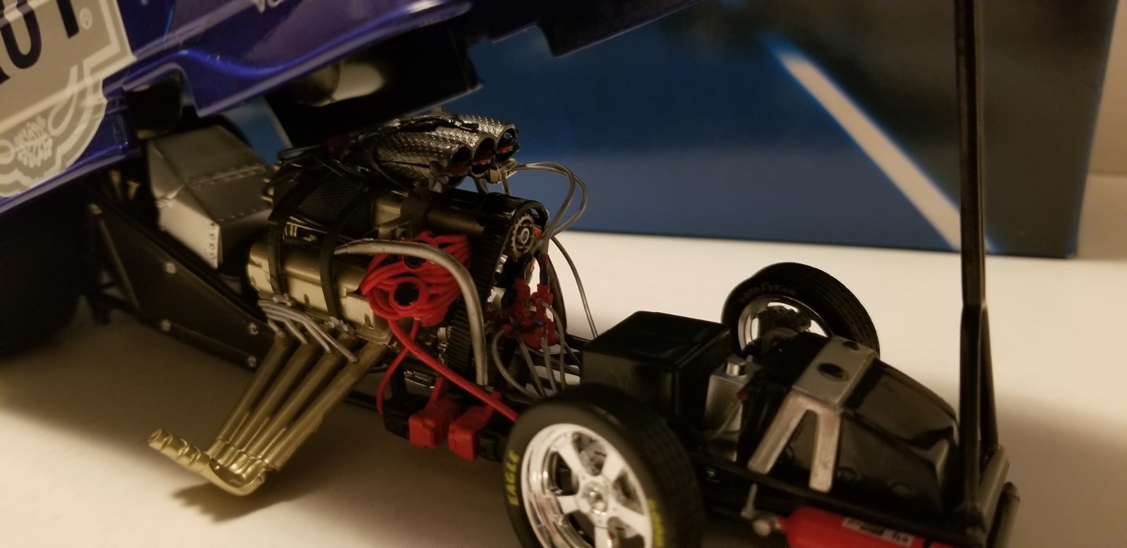Picture 5 of 24