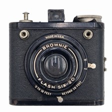 Kodak Brownie Flash Six-20 Fixed Focus 620 Roll Film Vintage Box-Type Camera