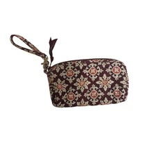 Vera Bradley Zip Floral Burgundy Wristlet Wallet Quilted Fabric